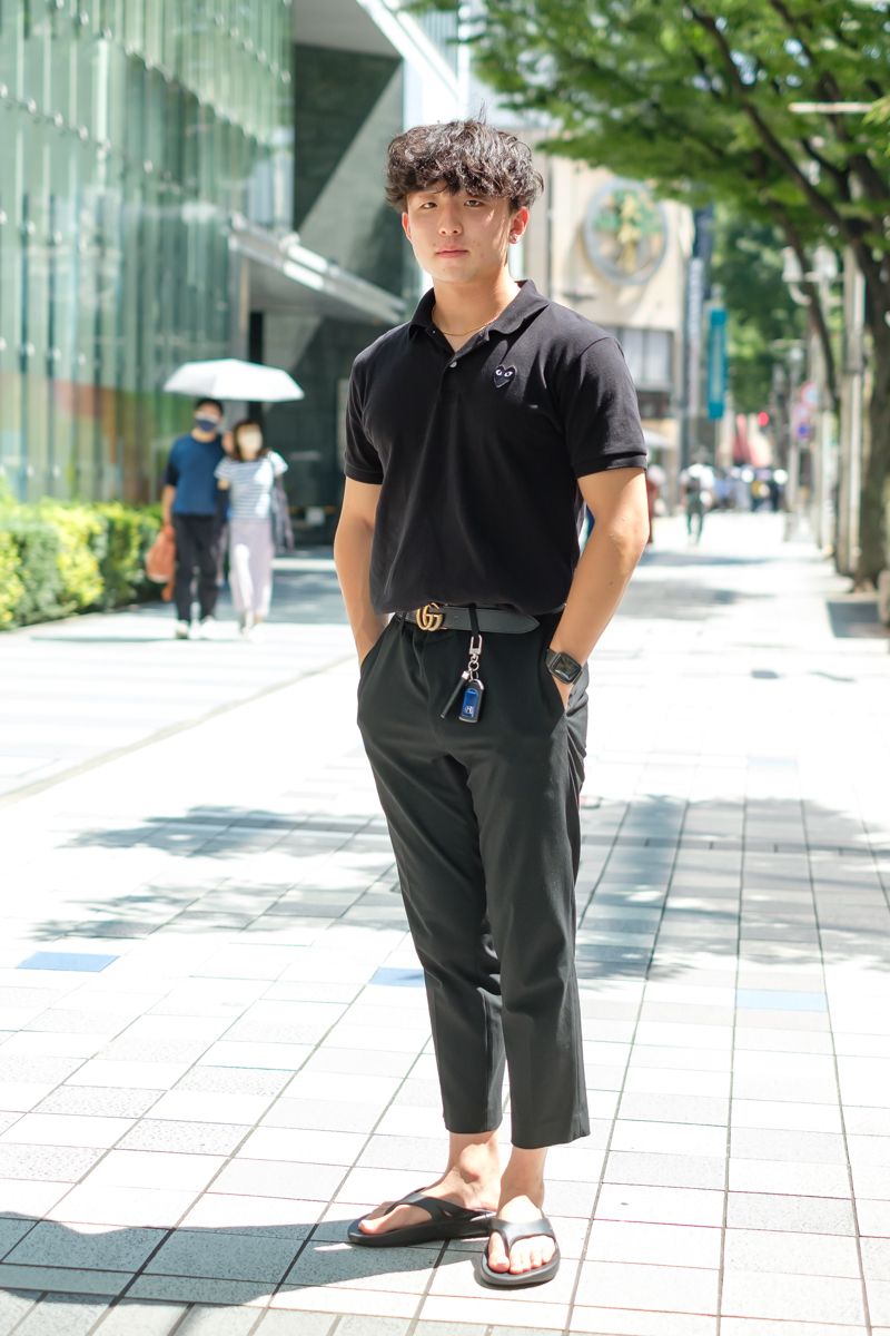 筋トレが趣味。タイト目な服で見せる肉体美 R・K