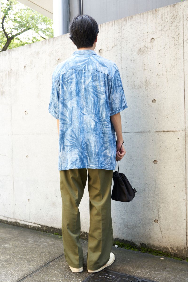 柄シャツ＆グルカサンダルでトレンドを意識 大嶺海斗 2枚目の写真