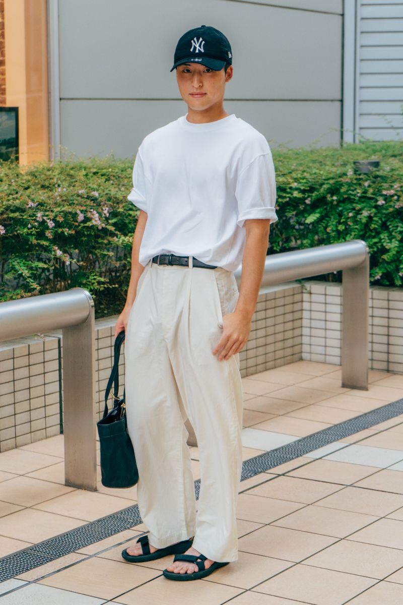 日焼け肌×白コーデは夏おしゃれの醍醐味 藤井南翔