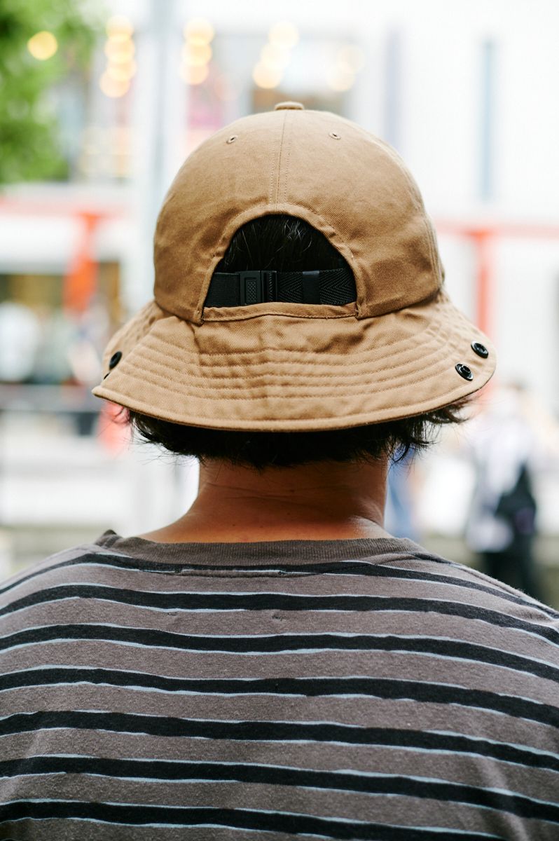 小物使いが光るシティライクなアウトドアコーデ 加藤寿弥 4枚目の写真