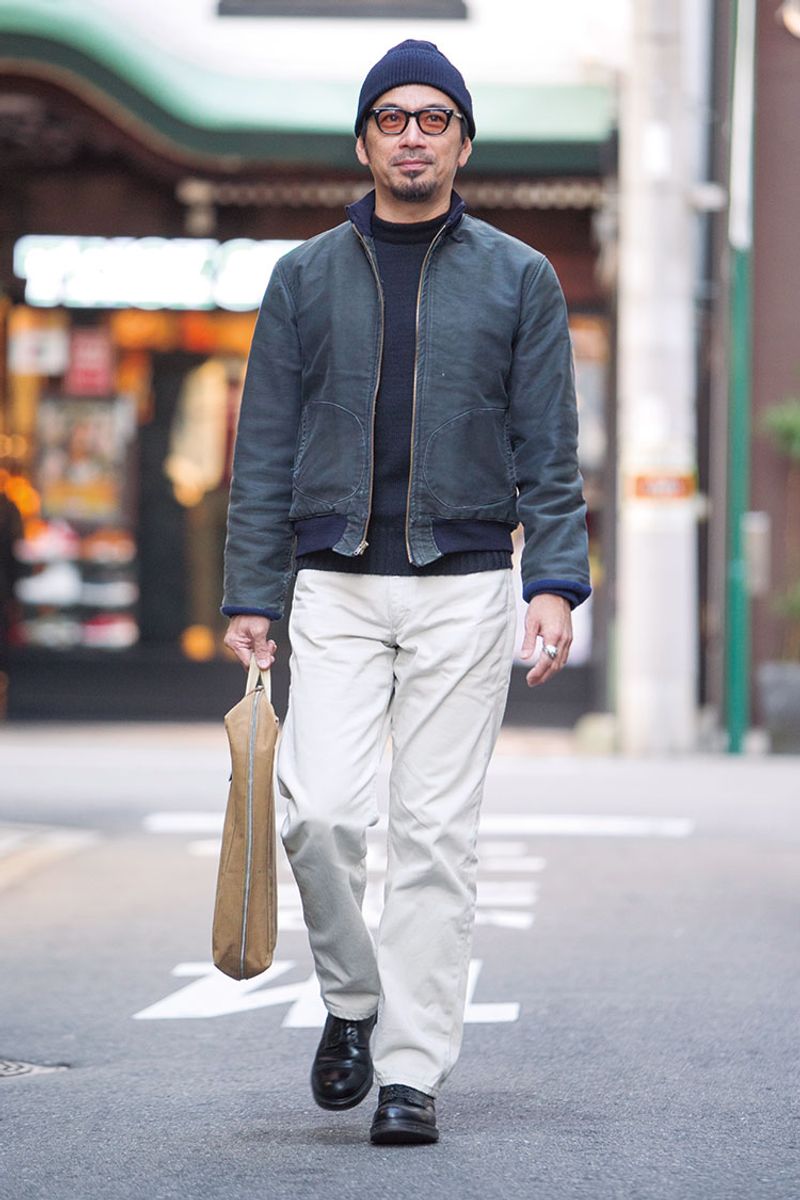 ミリタリーブルゾンにキレイめアイテムをプラス 巽 正輝