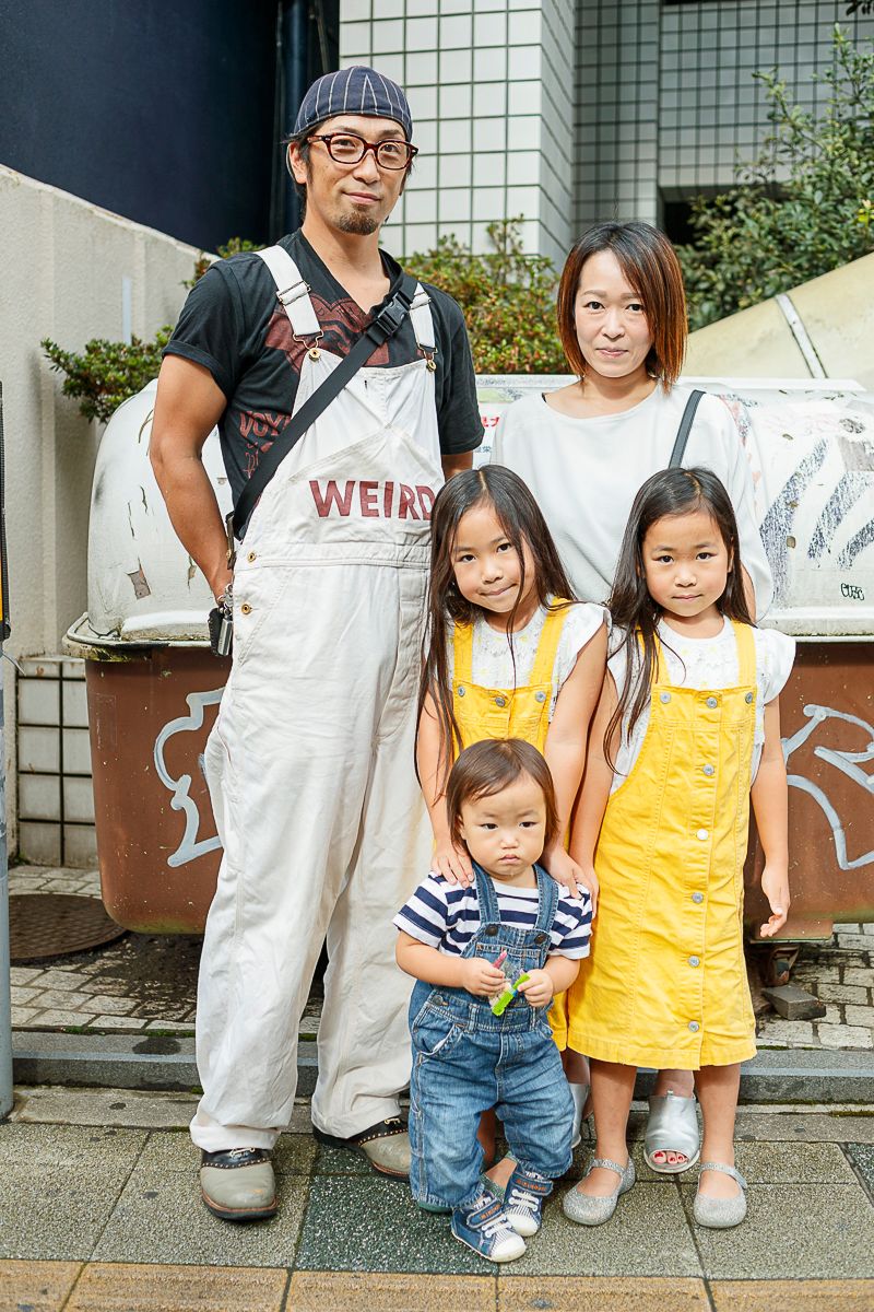 みんなで繋がっていたいオーバーオール一家 横山信之