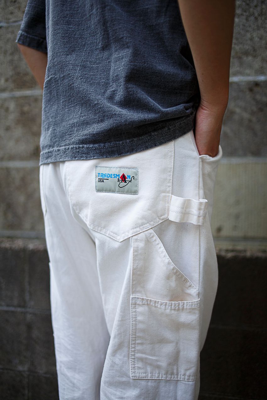 無地Tシャツが格好いい人は「キャンバー」率高し。ヘビーオンスを愛用する3名をスナップ - 7枚目の画像