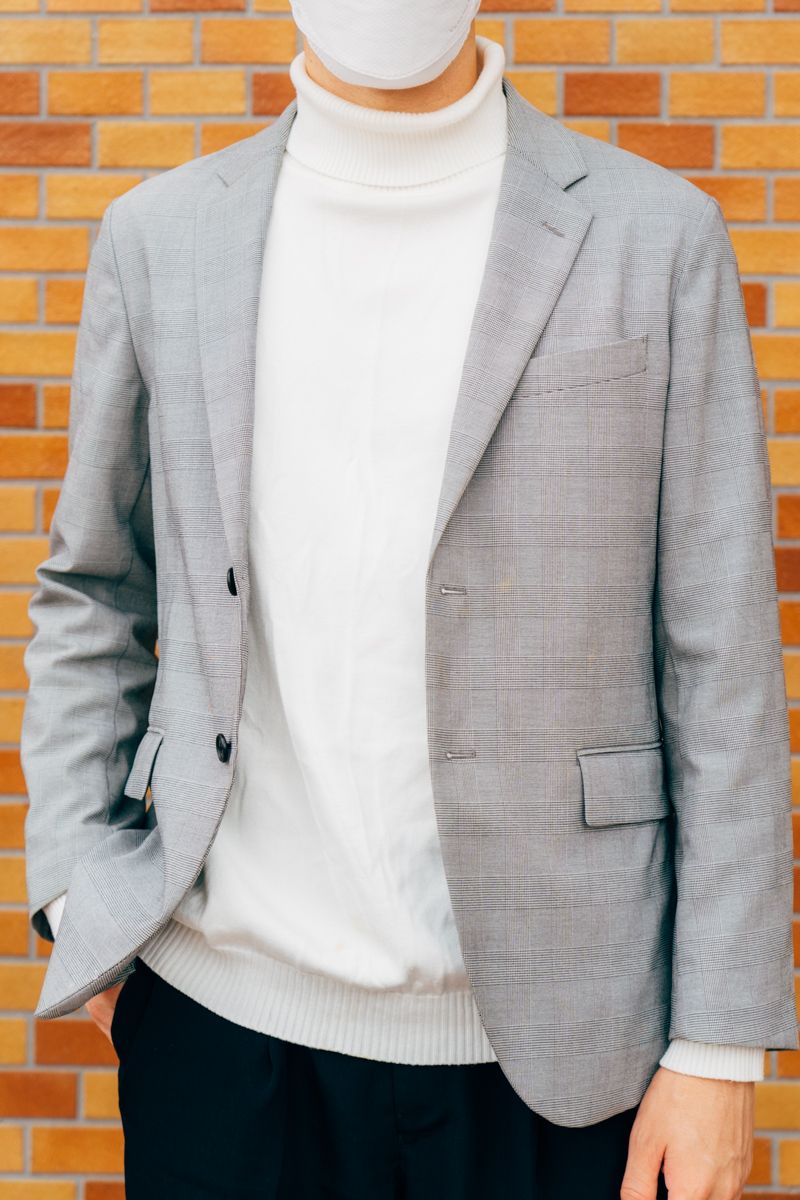 白タートルを使った爽やかなジャケットスタイル 村上翔太朗 2枚目の写真