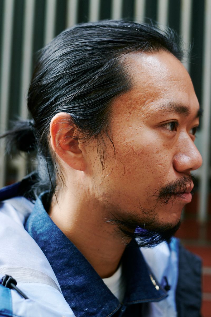 デニムジャケットを使った、統一感のある色使い 神澤良輔 3枚目の写真