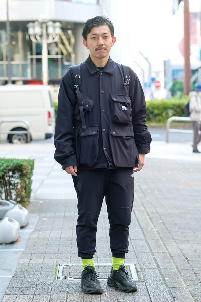 動きやすいナイロン素材でクールに 長谷川信之