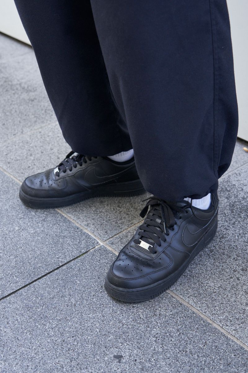 スポーツを楽しむ日は動きやすさを重視して 山中秀斗 6枚目の写真