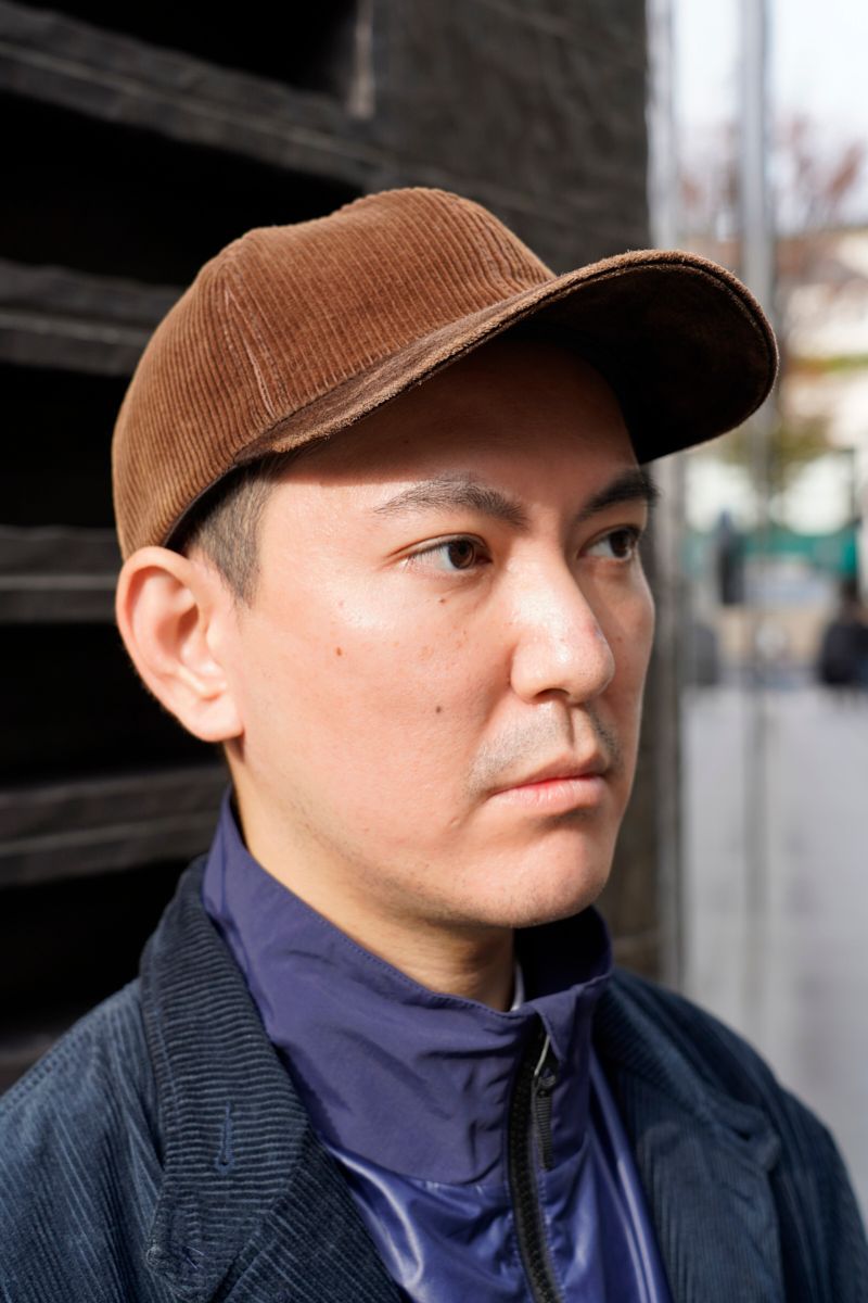 同色コーデののっぺり感を異素材使いで回避 小妻 弘 3枚目の写真