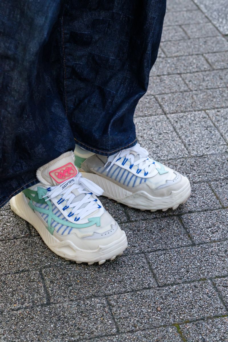 普通に着たら退屈だからジャケット裏返し！ わらじま 8枚目の写真