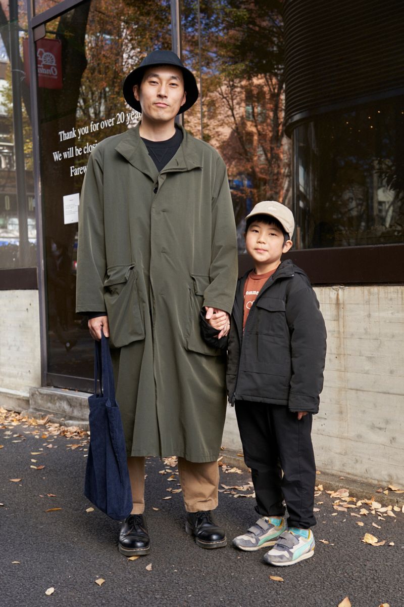 動きやすさ◎デカポケコートの休日コーデ 坂本功太