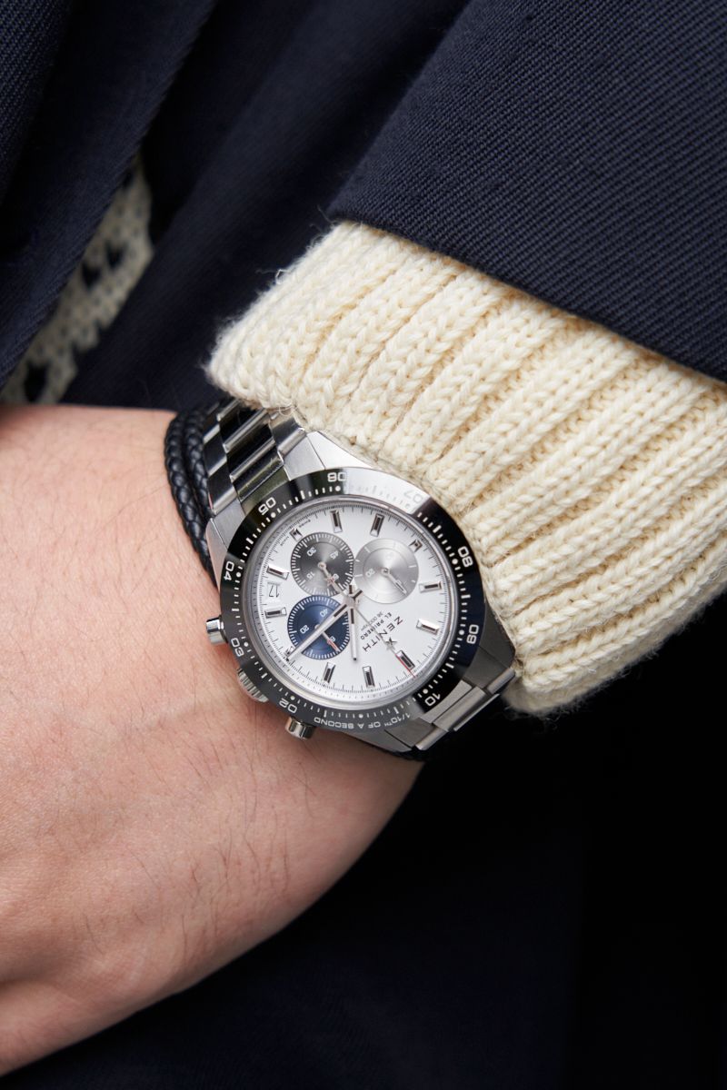 ゆるシルエットを自然にまとめた水色デニム 加藤聖人 5枚目の写真