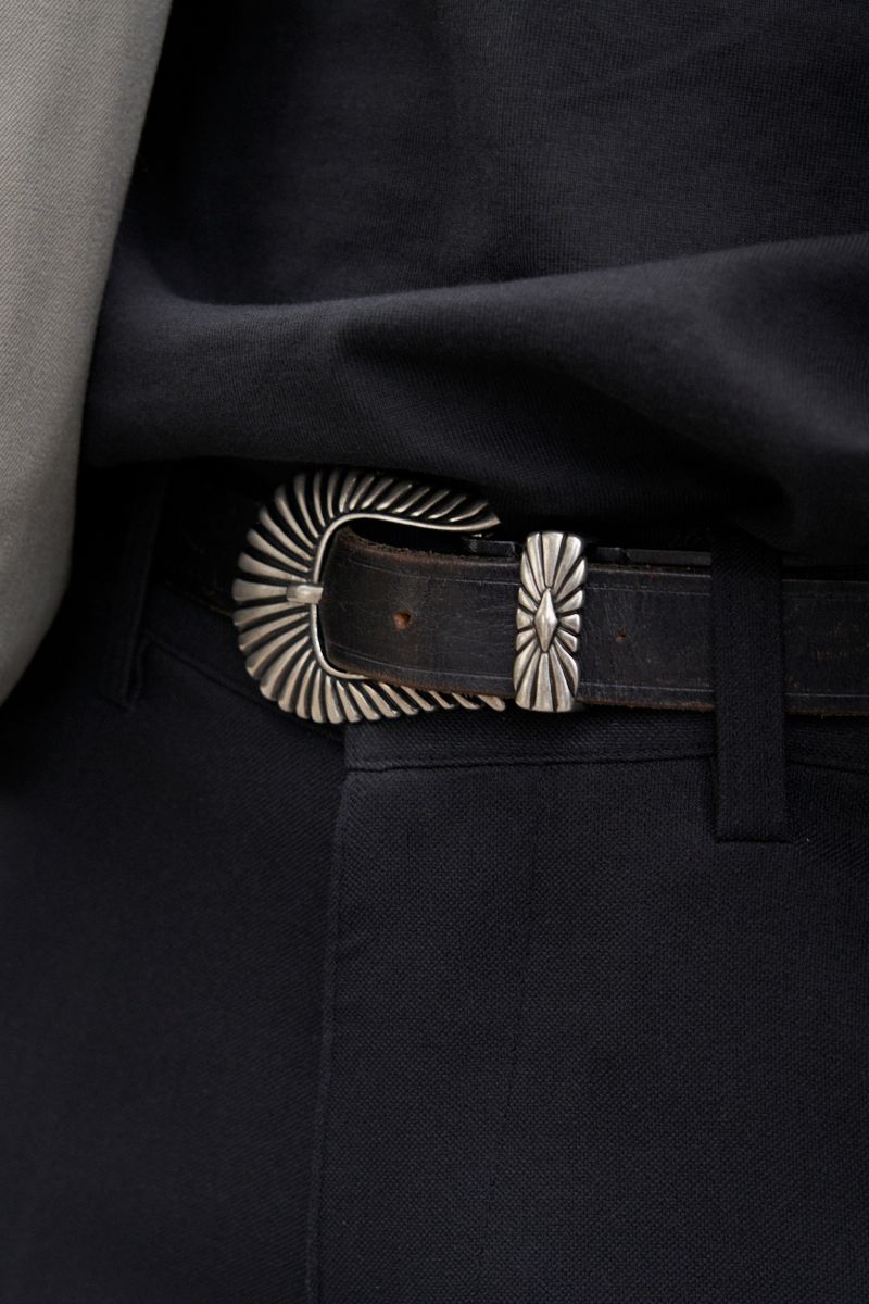 主役アウターでくすみカラーもモードな雰囲気 リー 5枚目の写真