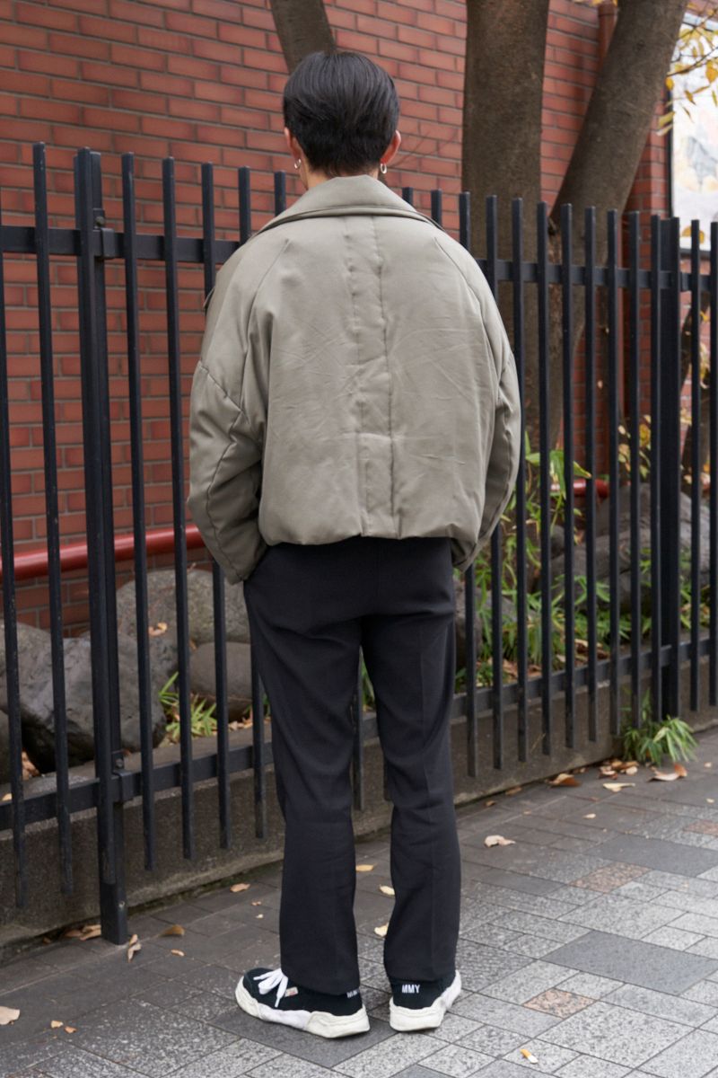 主役アウターでくすみカラーもモードな雰囲気 リー 2枚目の写真