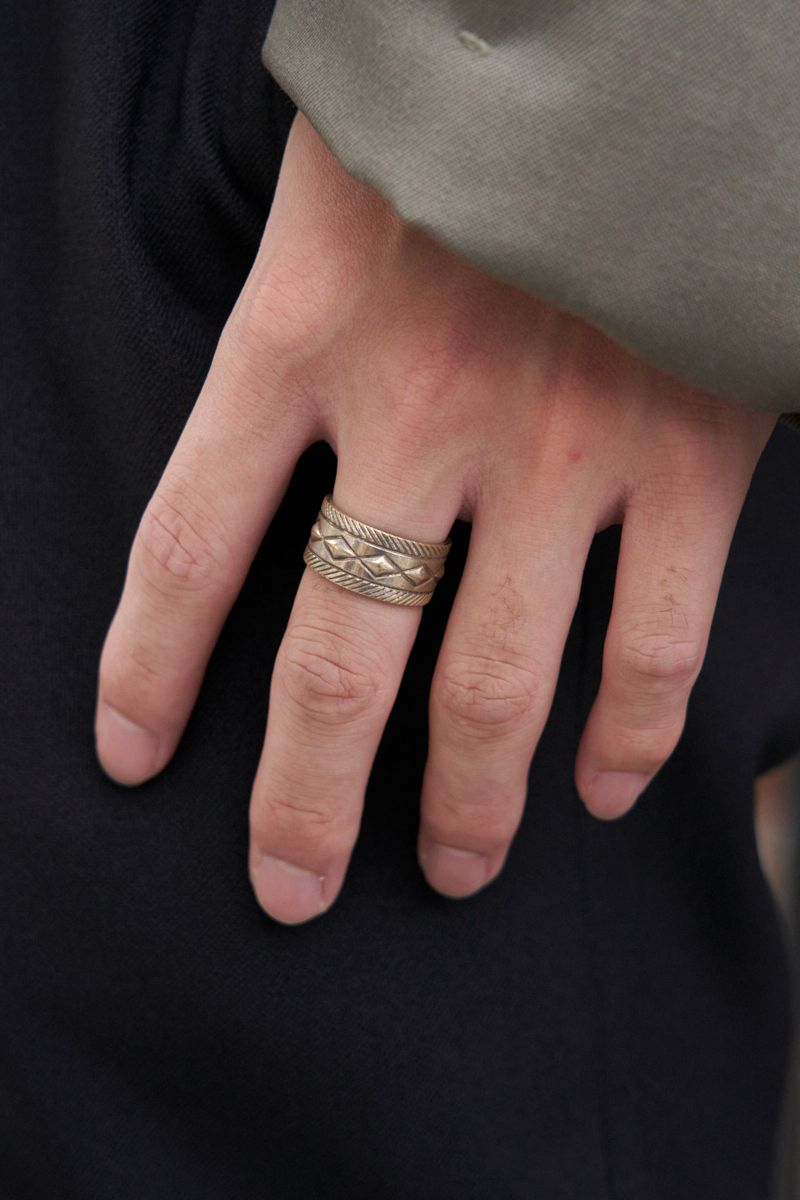 主役アウターでくすみカラーもモードな雰囲気 リー 6枚目の写真