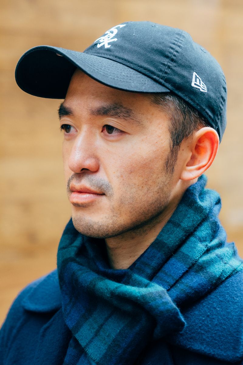 流行のミニバッグも綺麗に大人カッコよく 磯 聖 2枚目の写真