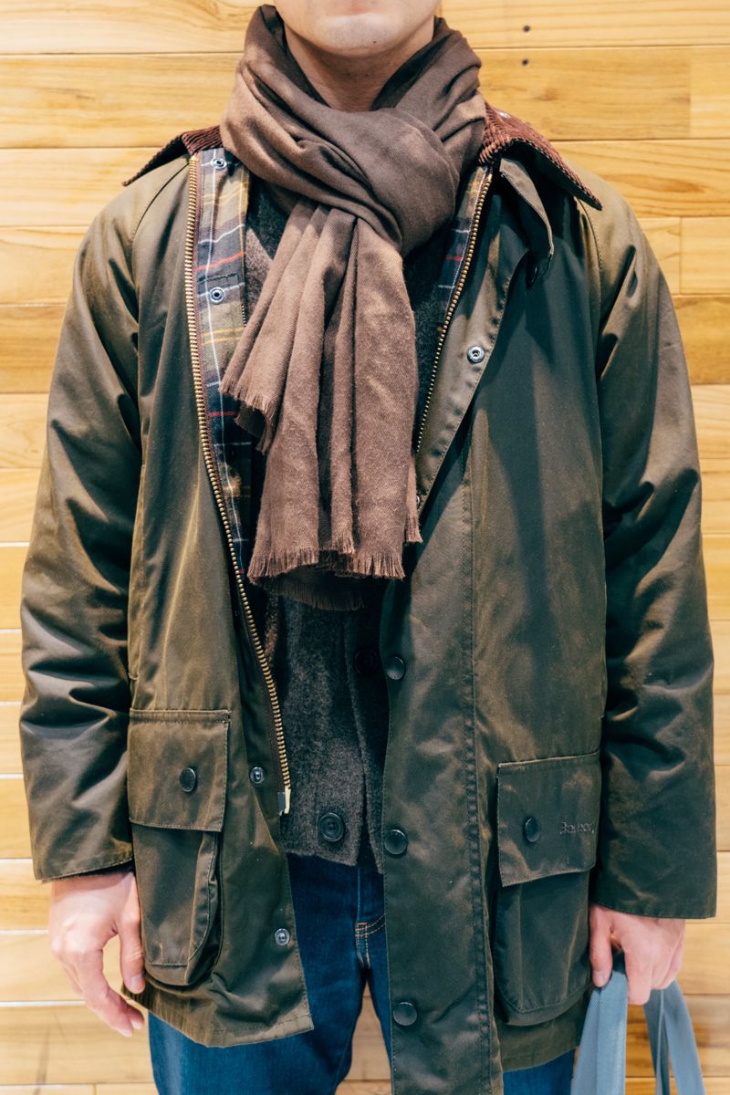 人気のアウターを同系色＋デニムでしっくり 小谷友哉 3枚目の写真