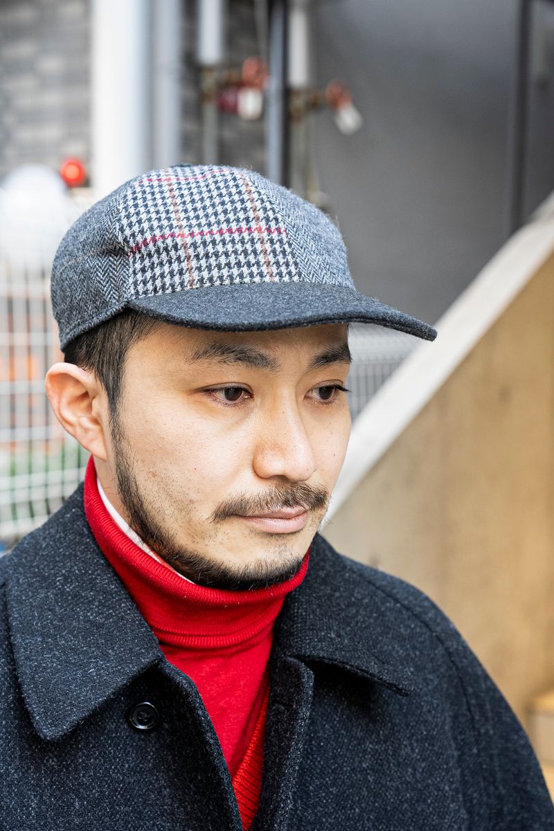 赤いインナーで冬のホリデーシーズンを満喫 金中 淳 2枚目の写真