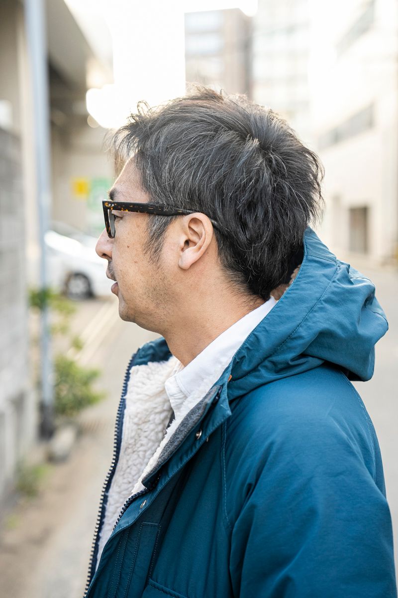 トレンドのアースカラーをさりげなく取り入れるマン 黒岩 章 3枚目の写真