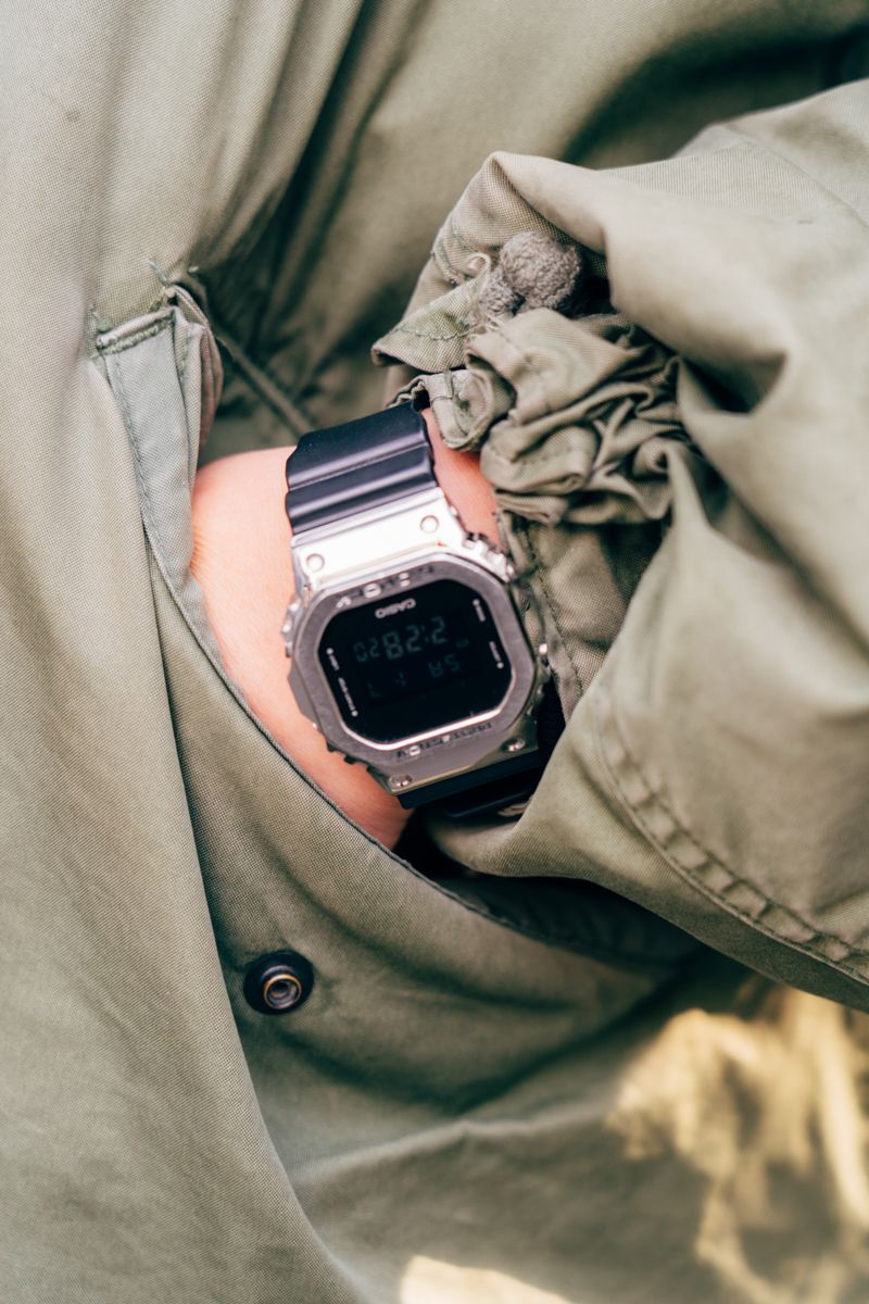 ハーフジップの着こなしと小物使いが秀逸 櫻井貴徳 4枚目の写真