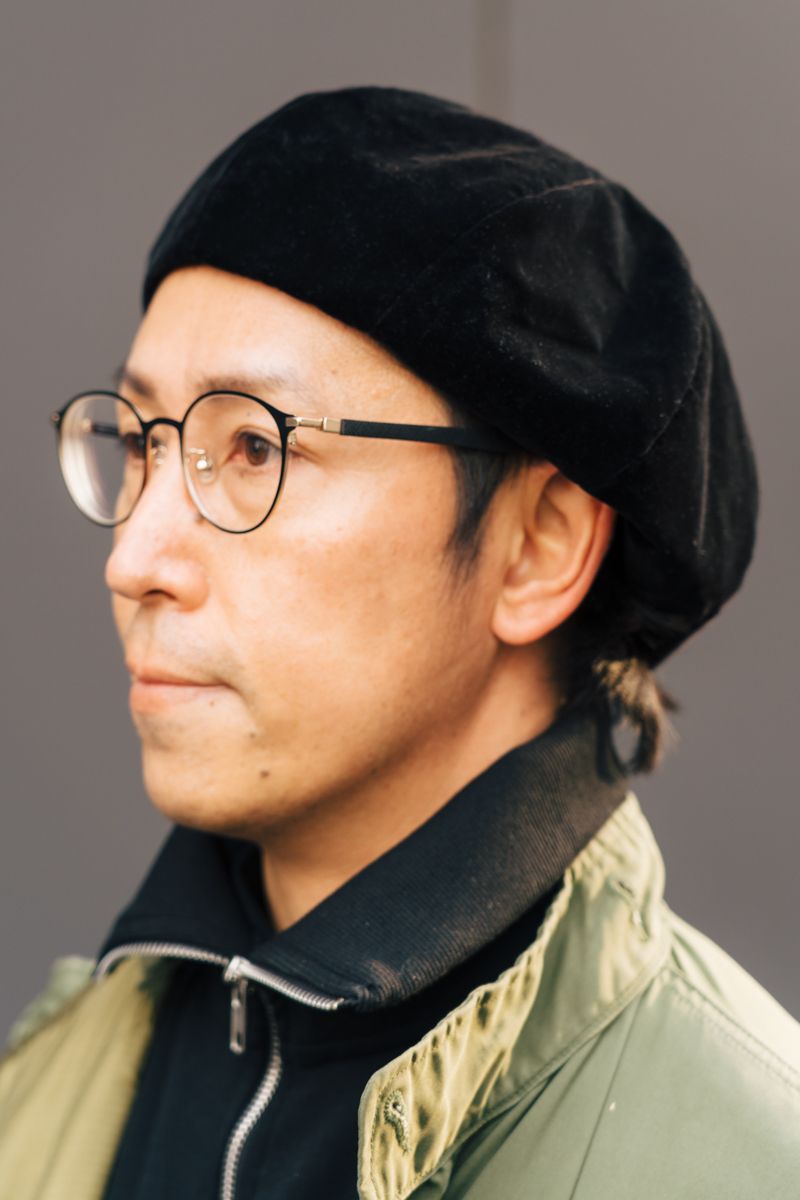 ハーフジップの着こなしと小物使いが秀逸 櫻井貴徳 2枚目の写真