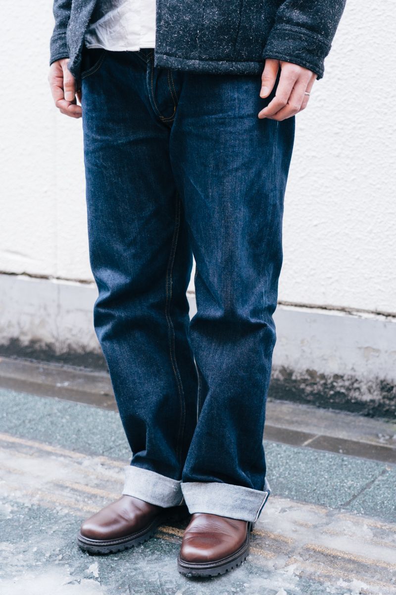 ロールアップのリンクが眼に止まる素敵夫婦 小山田勝己 6枚目の写真