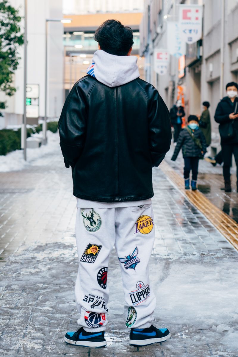 バスケ愛溢れる全チームロゴ入りセットアップ 福来恵一 2枚目の写真