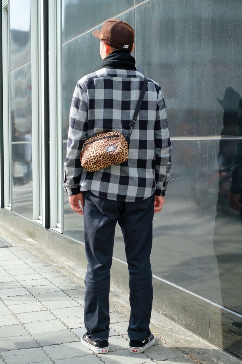 ラルフのシャツでモノトーン系ロックテイスト 高橋義秋 2枚目の写真