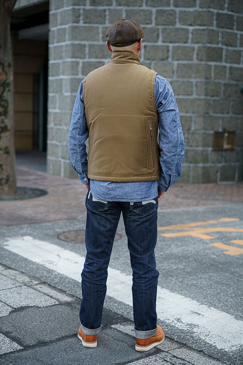 ミリタリーとアウトドアをベストで両取り 吉田正明 2枚目の写真