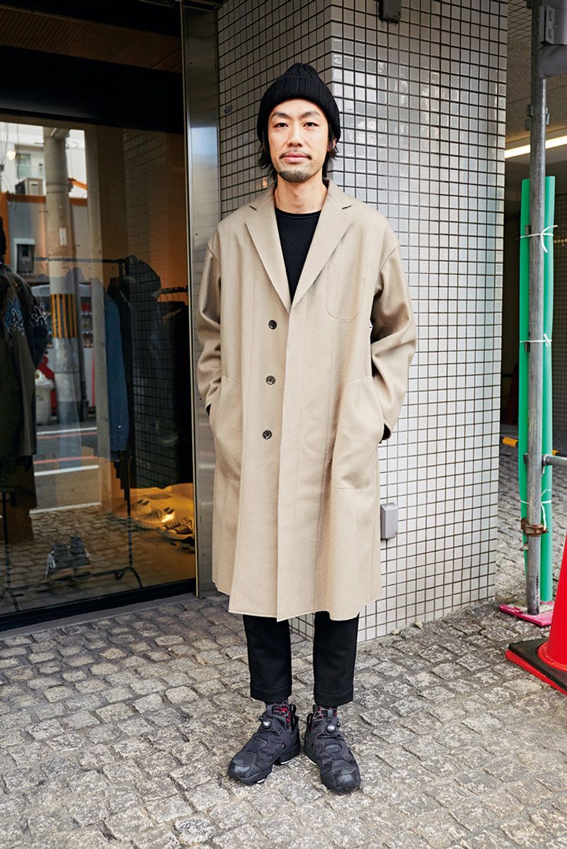 来たときにラクだから。大きめコートのゆったりシルエット 高島 友三