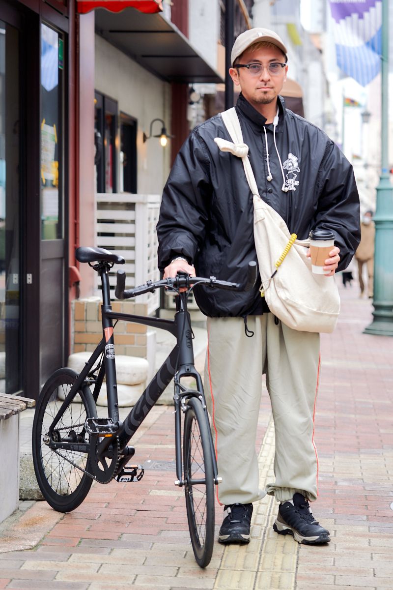 街を駆け抜ける自転車乗りの正解コーデ 上野 亮