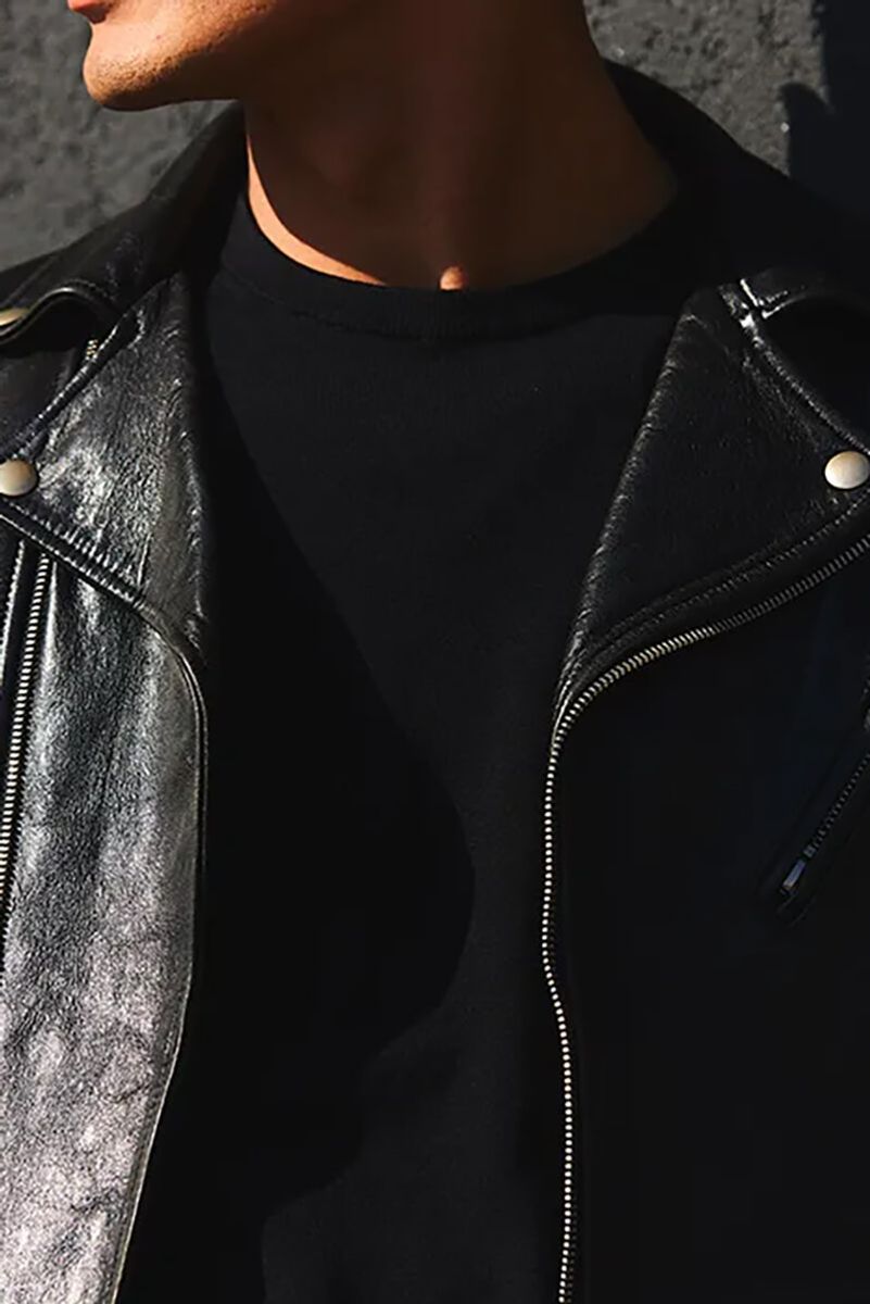 ハードな印象を和らげる色使い 槙野智章 2枚目の写真