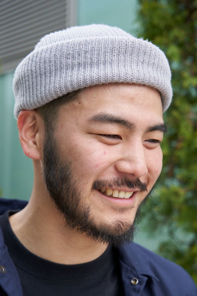 自転車にもすぐ乗れる。日曜日は軽装重視 小林海也 3枚目の写真