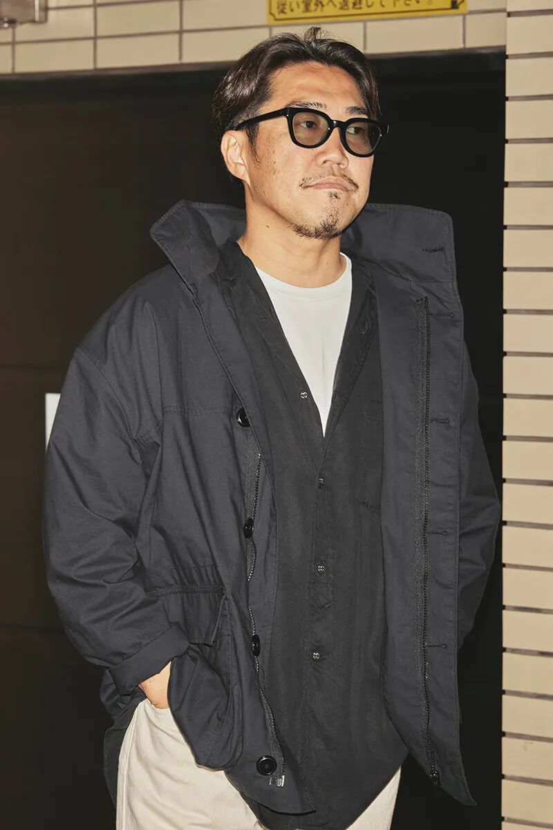 首元とホワイトデニムで解放感たっぷり 菊池陽之介 2枚目の写真