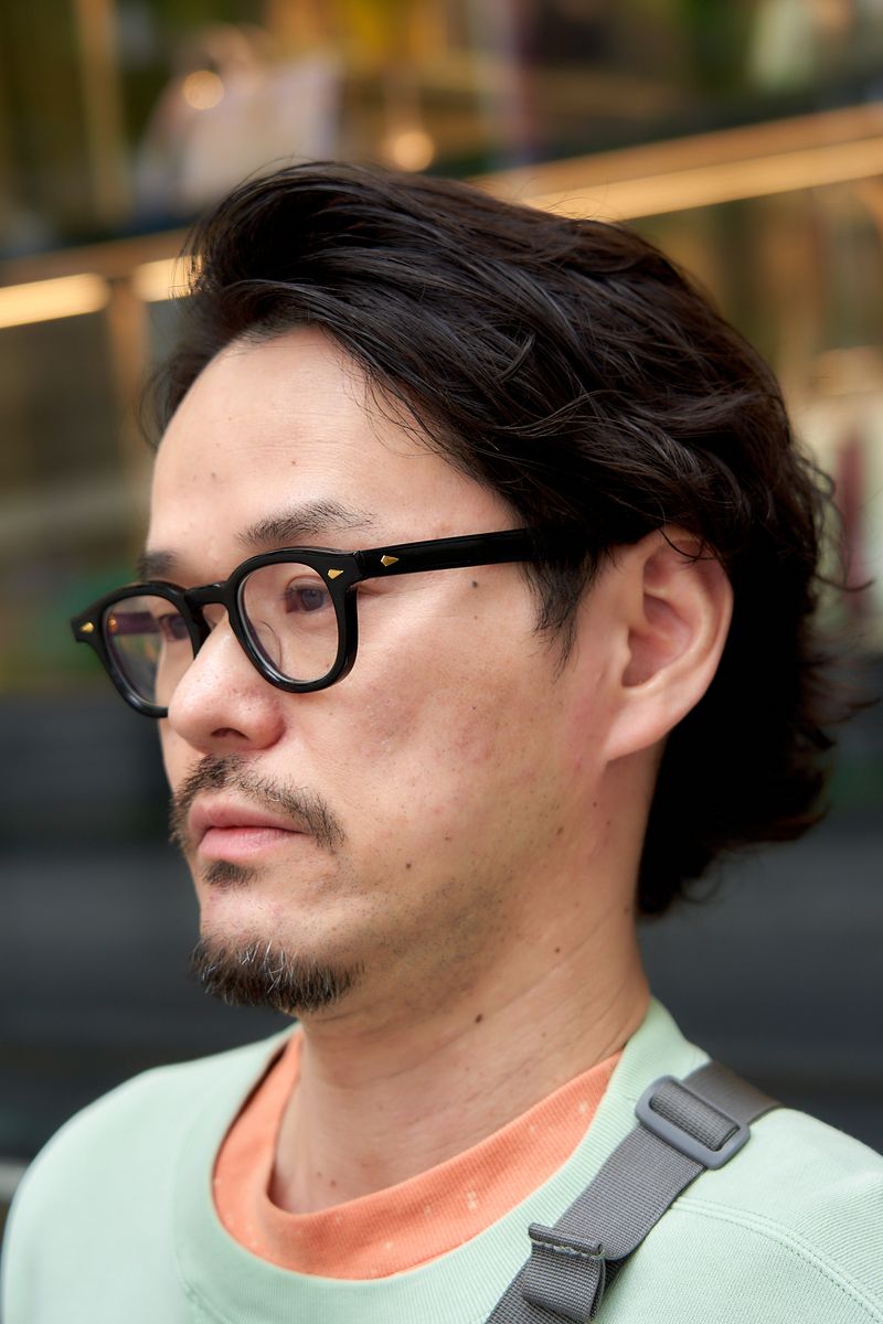 春が香るミントグリーンのスウェットコーデ 小関康道 3枚目の写真