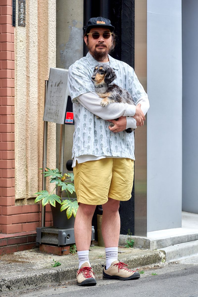 サーマルシャツとハーフパンツで夏を呼ぶ 