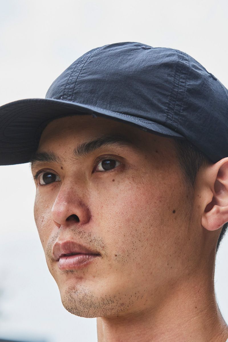 アースカラー使いが絶妙！ 仲良し親子のリンクコーデ 川内智博 2枚目の写真