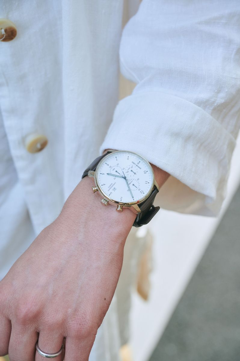 大人の余裕が溢れる白シャツコーディネート 大塚順司 4枚目の写真