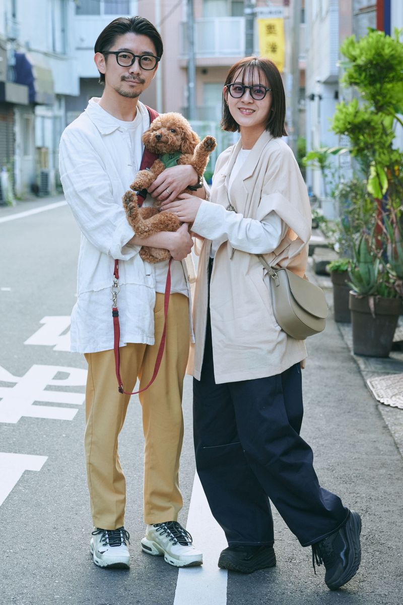 大人の余裕が溢れる白シャツコーディネート 大塚順司