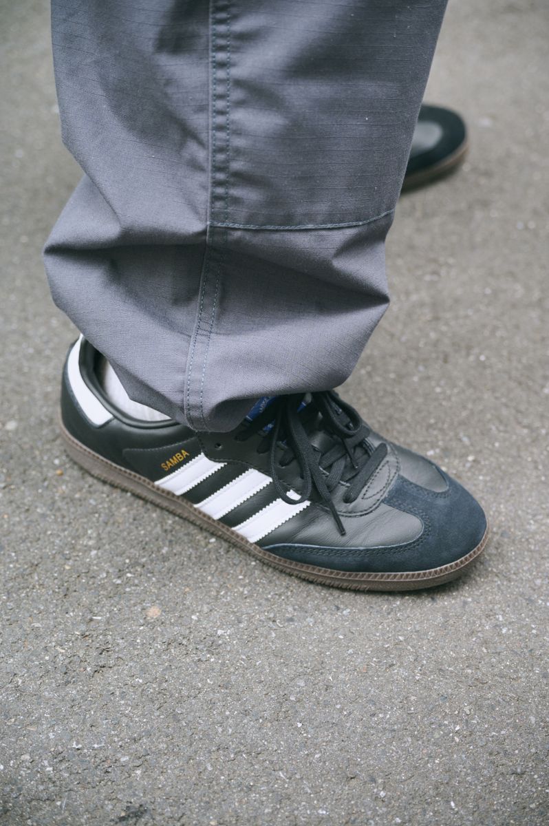 人気のサンバはカーゴパンツとベストマッチ 芦田基樹 5枚目の写真