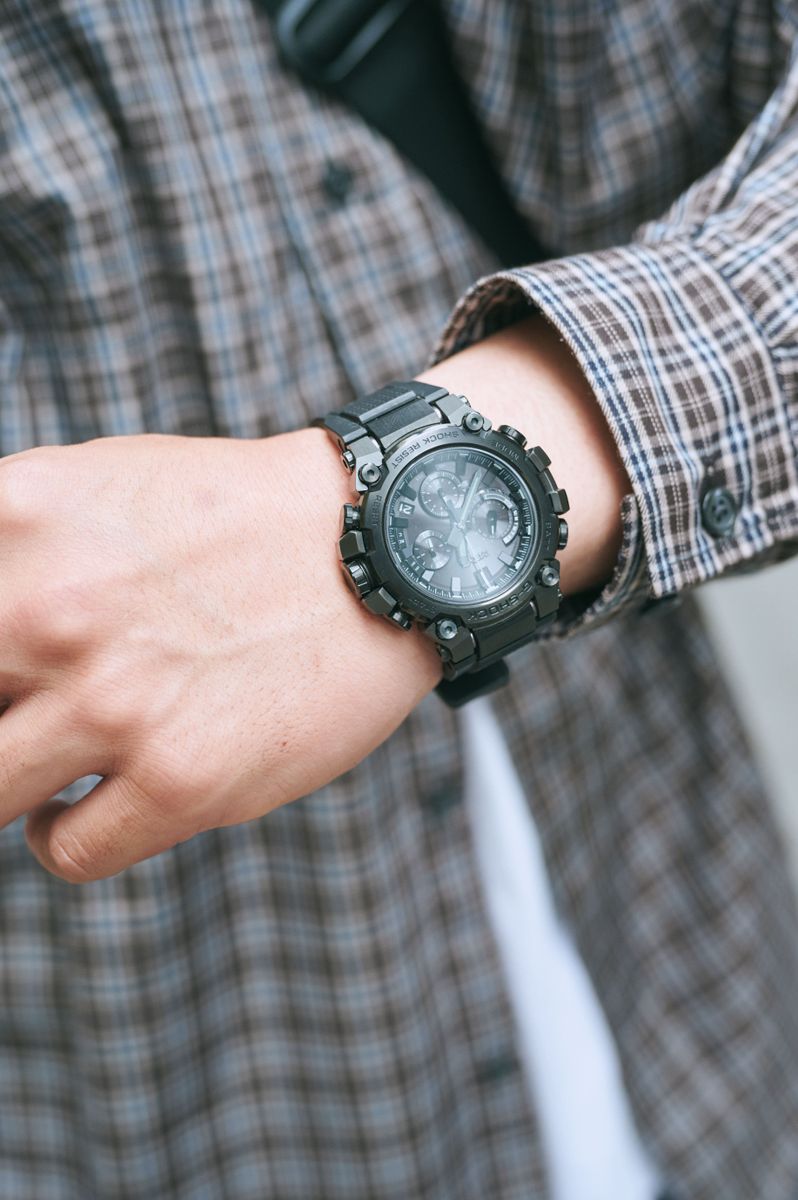 人気のサンバはカーゴパンツとベストマッチ 芦田基樹 4枚目の写真