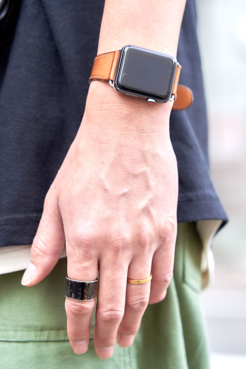 後ろ姿も抜かりなく。ロゴ盛り沢山バックシャン 小川公一 5枚目の写真