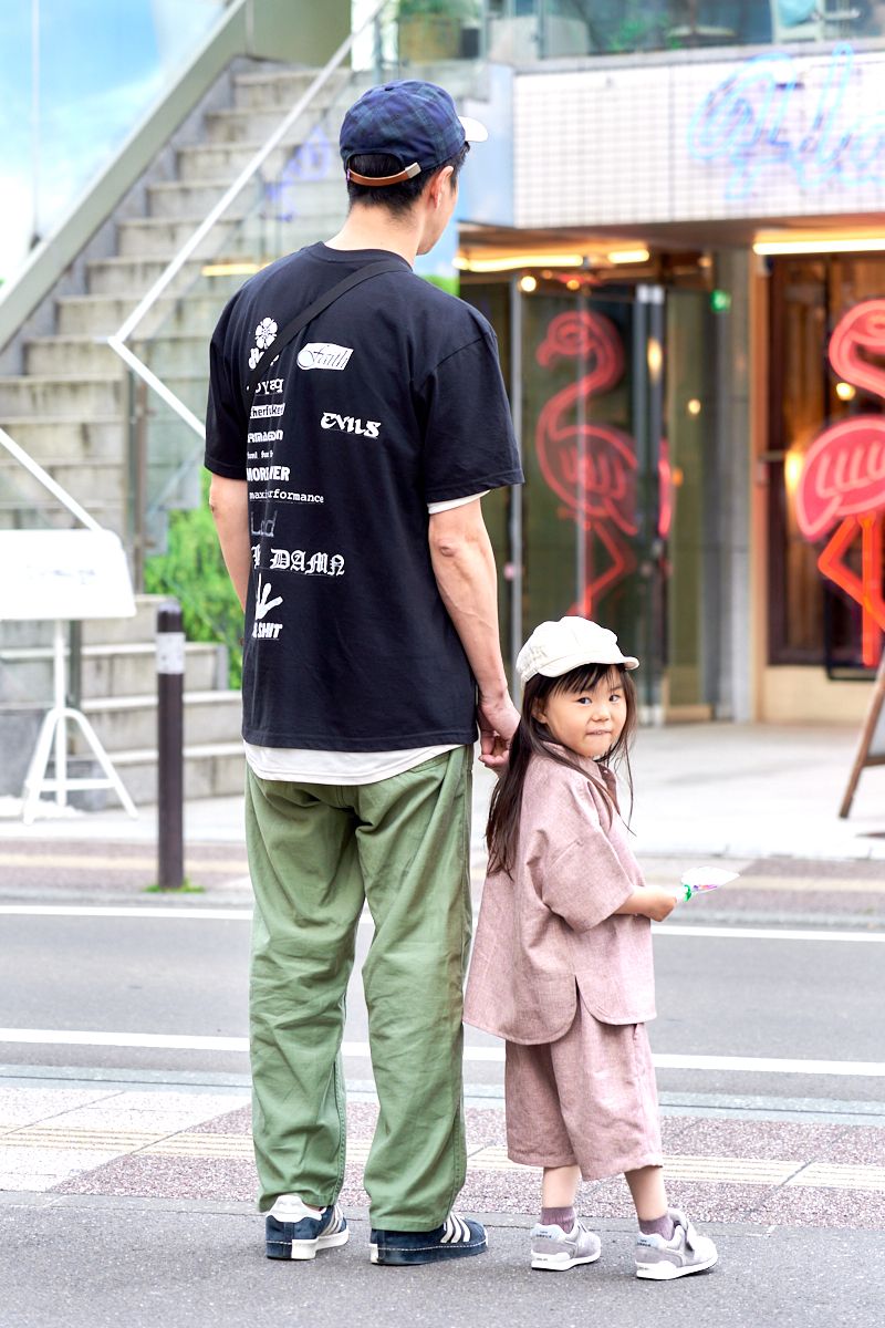 後ろ姿も抜かりなく。ロゴ盛り沢山バックシャン 小川公一 2枚目の写真