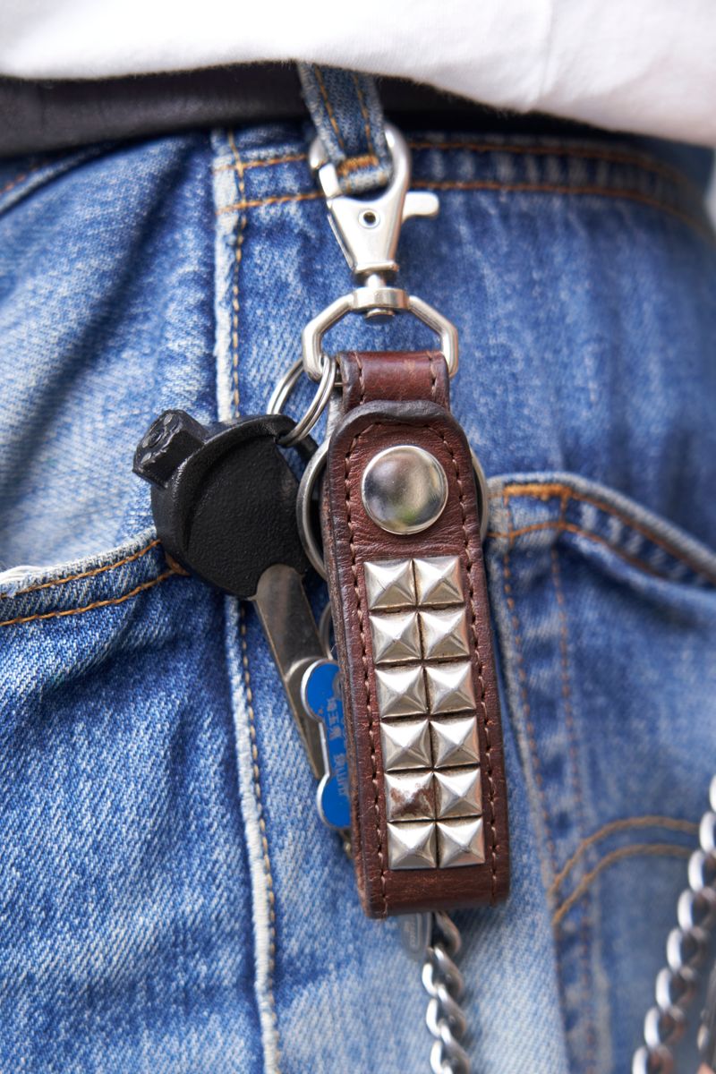 クラッシュデニムが主役のロックな装い 櫻井遼太郎 4枚目の写真