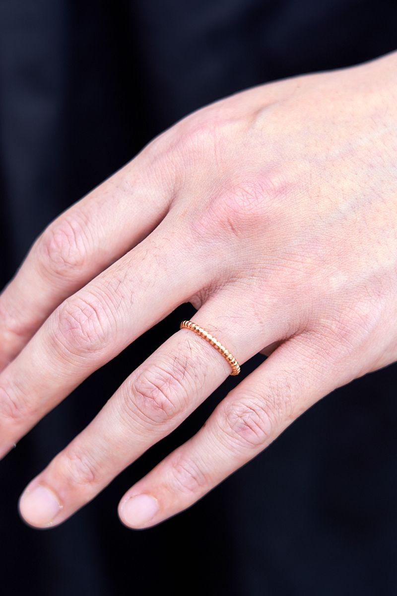 さりげないグリーンがダークトーンの隠し味 伊勢淳哉 4枚目の写真