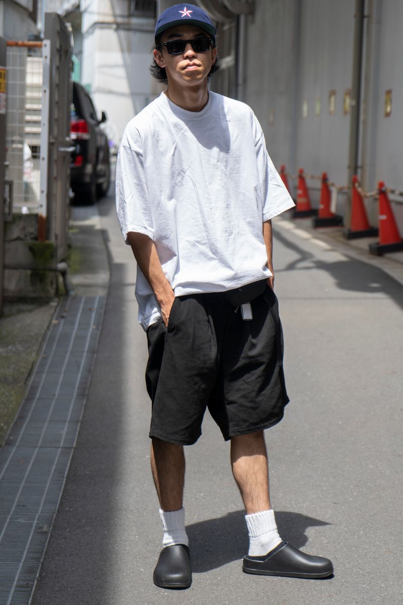 モノクロ攻略。白ソックスとダボTシャツ 吉池 優
