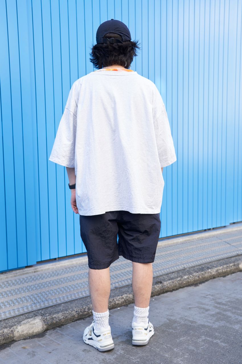 無地Tシャツが格好いい人は「キャンバー」率高し。ヘビーオンスを愛用する3名をスナップ - 13枚目の画像