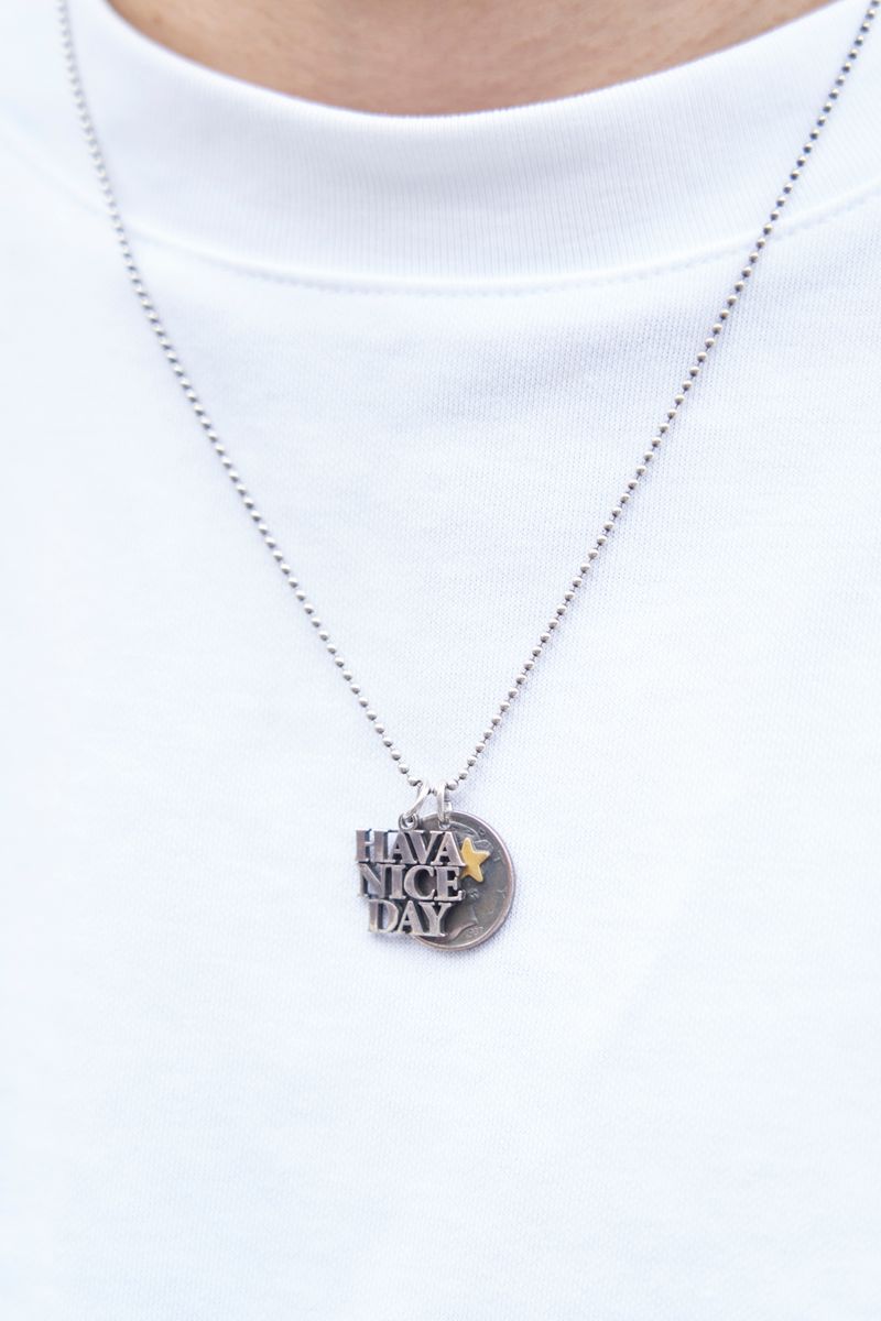 高機能なダイヤル式サンダルで都会を闊歩 安井孔明 4枚目の写真