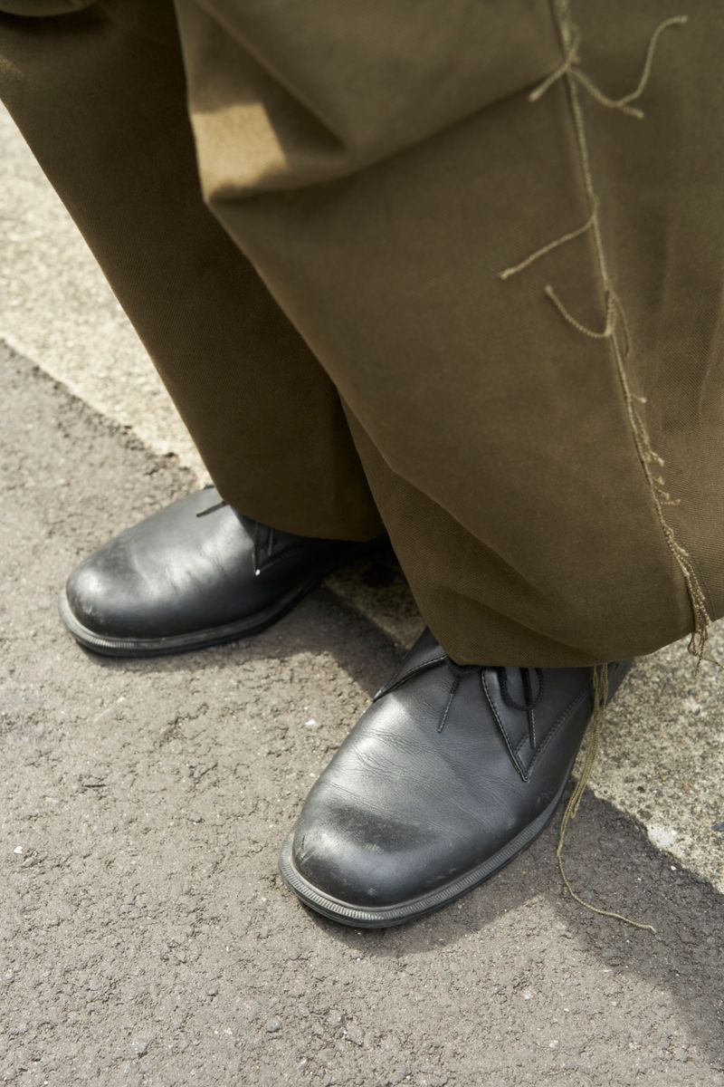 レザーアイテムで立体感を増す着こなし上手 五十嵐懐徳 6枚目の写真