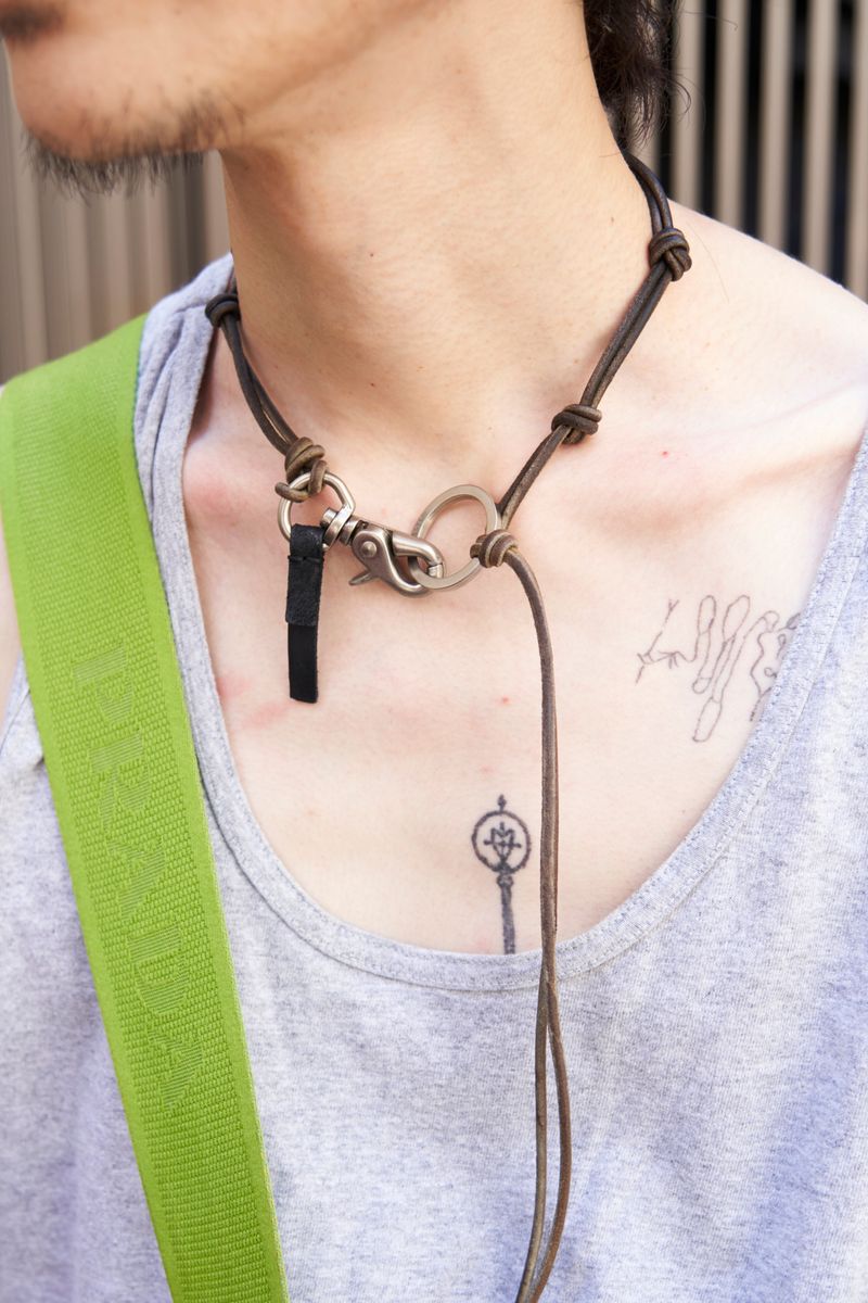 ゆるタンク＆ゆるデニムで都会の抜け感 内海 10枚目の写真