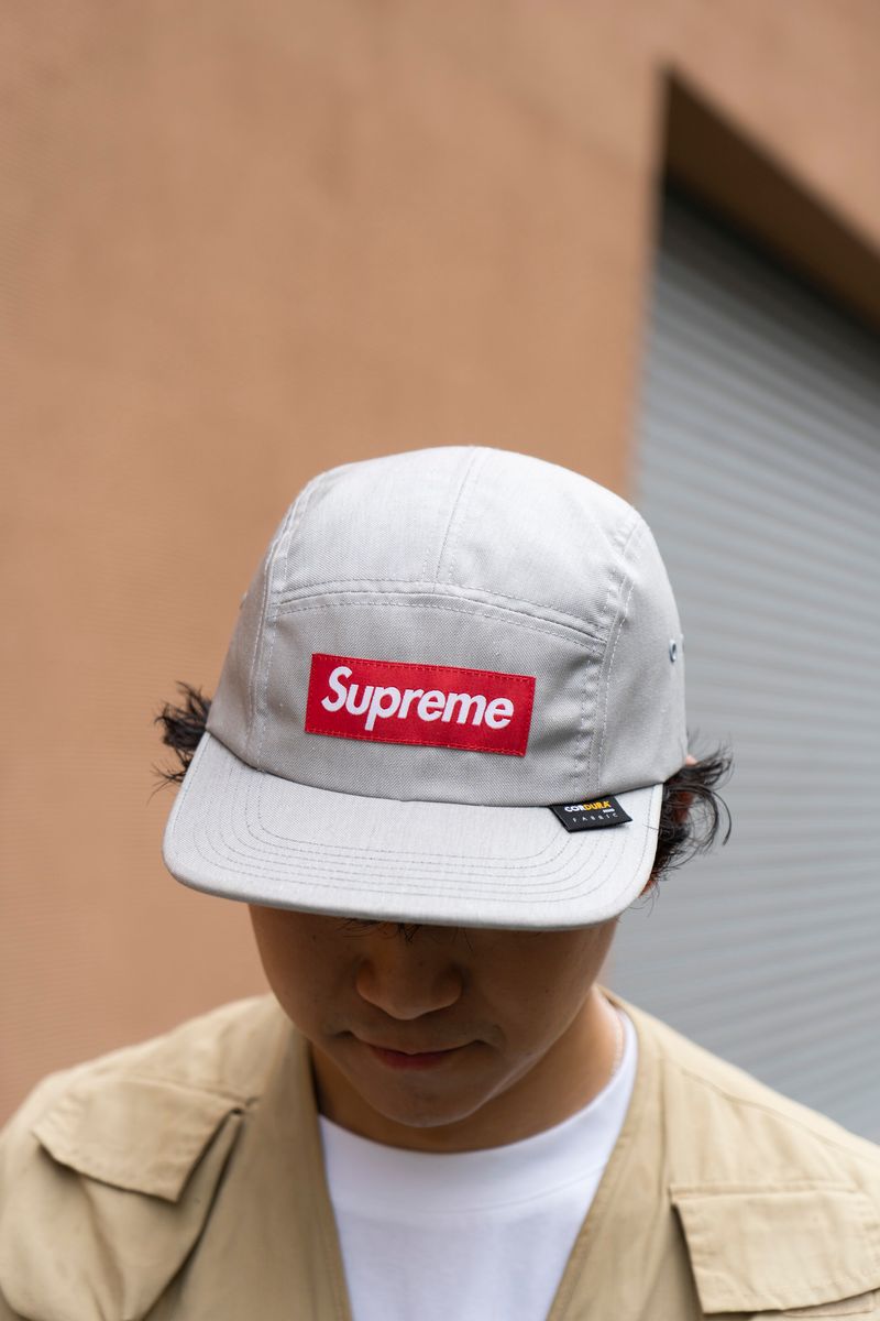 同系色のアイテムを揃えてセットアップ風に 伊藤慎哉 4枚目の写真